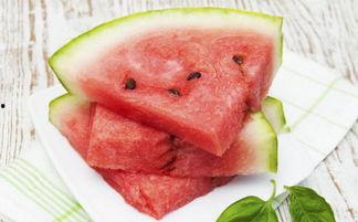 经期可吃蜜瓜可以吃吗,经期女性适宜食用蜜瓜的饮食指南